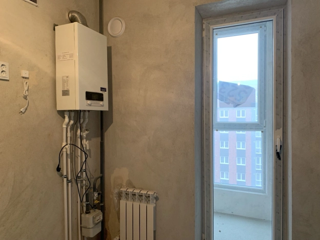 Купить однокомнатную квартиру на улице Коммунистическая в Калининграде. Вариант № 5267, 2, площадь -  квм, цена 4200000 рублей