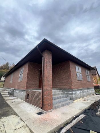 Купить дом в Белгороде. Вариант № 7861845, 4, площадь -  квм, цена 6100000 рублей