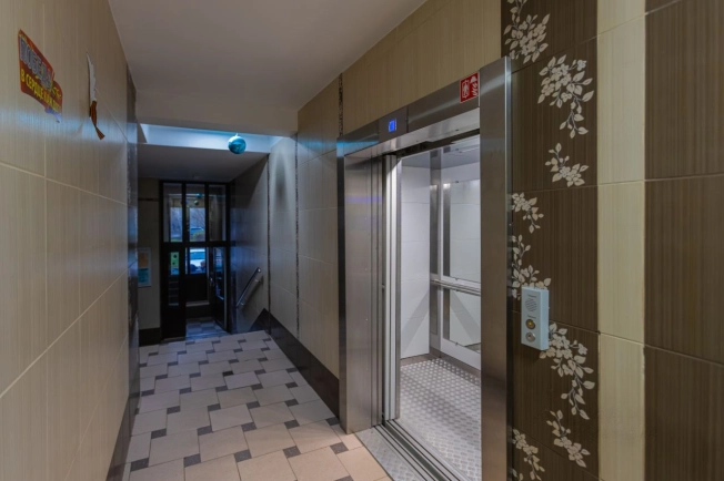 Купить квартиру в Москве. Вариант № 10103203, 26, площадь - квм, цена 19899999 рублей