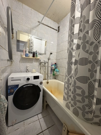 Купить двухкомнатную квартиру в Сыктывкаре. Вариант № 51738, 6, площадь -  квм, цена 3500000 рублей