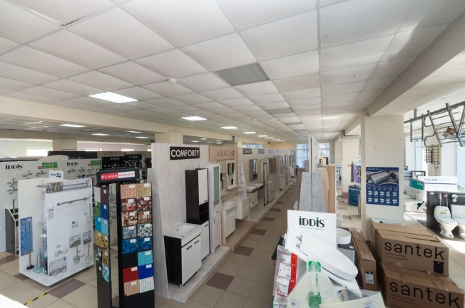 Купить коммерческую недвижимость в Тобольске. Вариант № 1556, 11, площадь -  квм, цена 39000000 рублей