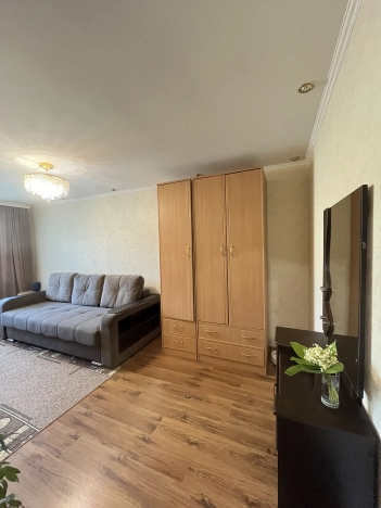 Купить трехкомнатную квартиру в Приморском крае. Вариант № 13004, 7, площадь -  квм, цена 6600000 рублей