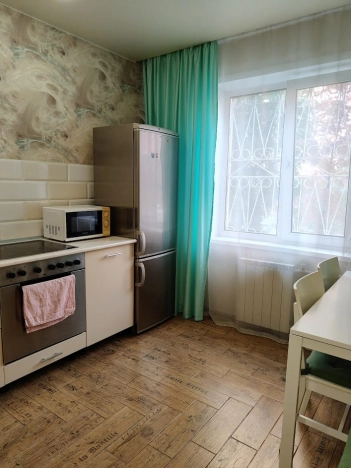 Купить квартиру у метро Площадь Маркса в Новосибирске. Вариант № 58967, 10, площадь -  квм, цена 5350000 рублей