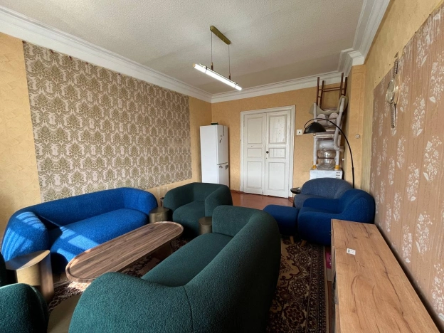 . Вариант № 49106, 4, площадь - 81 квм, цена 9999999 рублей