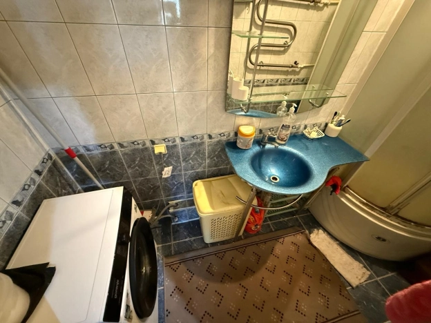 Купить трехкомнатную квартиру в Пушкине. Вариант № 1519079, 13, площадь -  квм, цена 6500000 рублей