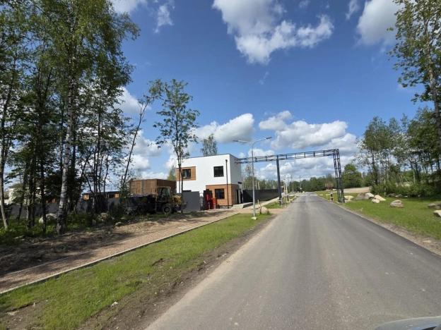 Купить земельный участок в Республике Карелия. Вариант № 6070475, 13, площадь -  квм, цена 4450000 рублей