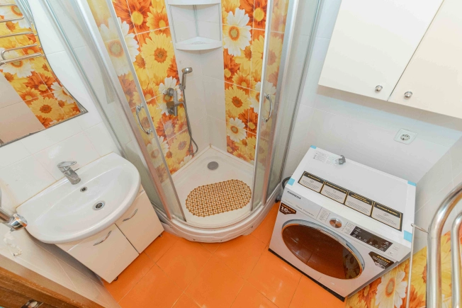 Купить квартиру на улице Жуковского в Владимире. Вариант № 6174819, 13, площадь -  квм, цена 6390000 рублей