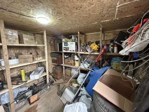 Купить дом в Иркутской области. Вариант № 8801281, 32, площадь -  квм, цена 4300000 рублей