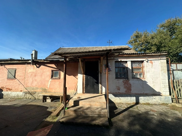 Купить дом в Элисте. Вариант № 7776532, 11, площадь -  квм, цена 9000000 рублей