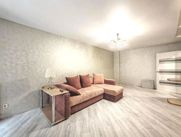 Купить квартиру на улице Садовая в Белгороде. Вариант № 6897527, 8, площадь -  квм, цена 8050000 рублей