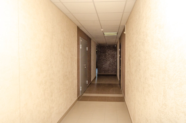 Купить трехкомнатную квартиру у метро Гагаринская в Новосибирске. Вариант № 7177, 21, площадь -  квм, цена 12750000 рублей