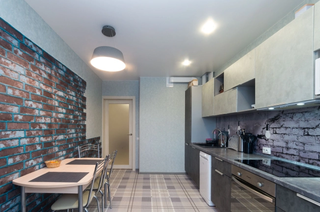 Купить двухкомнатную квартиру на вторичке в Микрорайоне 10-й, Тобольск в Тобольске. Вариант № 4193, 2, площадь -  квм, цена 5250000 рублей