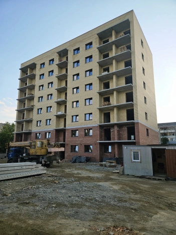 Купить однокомнатную квартиру в Ярославской области. Вариант № 417838, 8, площадь -  квм, цена 4111560 рублей