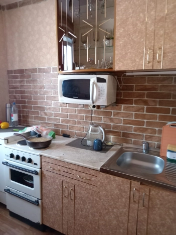 Купить двухкомнатную квартиру на улице Пролетарская в Алтайском крае. Вариант № 9144104, 1, площадь -  квм, цена 2150000 рублей