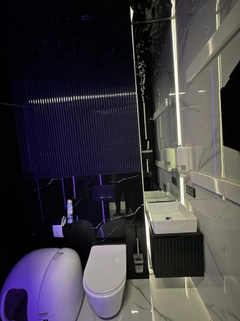 Купить квартиру в Москве. Вариант № 9200335, 25, площадь -  квм, цена 65000000 рублей