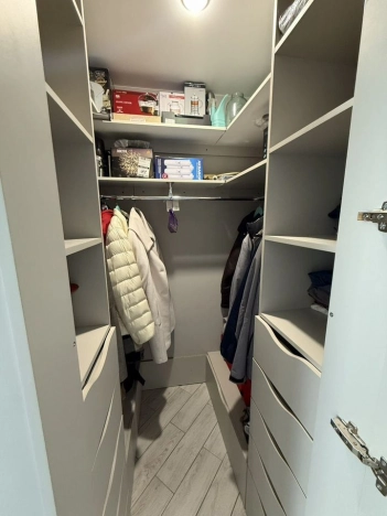 Купить квартиру в Москве. Вариант № 9505407, 8, площадь -  квм, цена 17500000 рублей