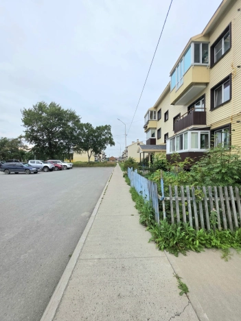 Купить двухкомнатную квартиру в Южно-Сахалинске. Вариант № 1181403, 17, площадь -  квм, цена 7000000 рублей