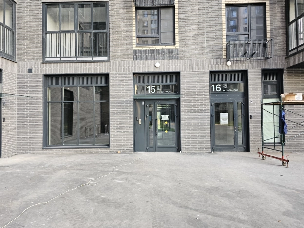 Купить квартиру в Москве. Вариант № 9328910, 16, площадь -  квм, цена 23792300 рублей