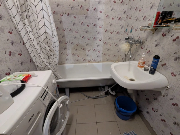 Купить однокомнатную квартиру в Микрорайоне 11-й в Белгороде. Вариант № 2565859, 6, площадь -  квм, цена 3800000 рублей