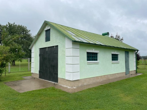 Купить дом в Смоленской области. Вариант № 8437, 34, площадь -  квм, цена 17999000 рублей