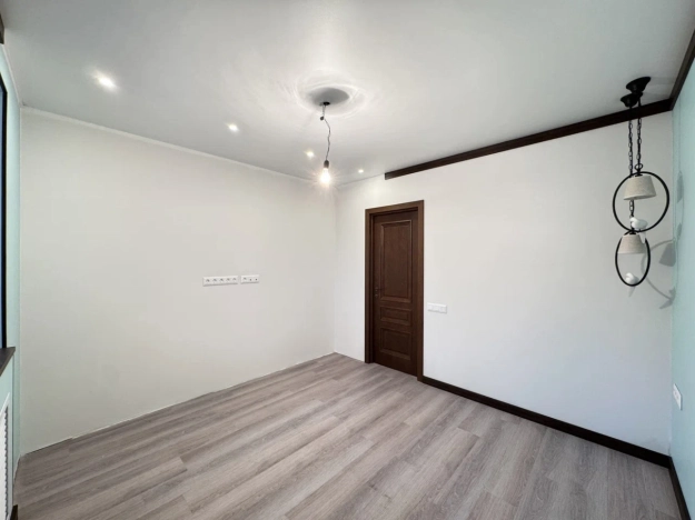 Купить квартиру в Москве. Вариант № 8599674, 15, площадь -  квм, цена 26000000 рублей