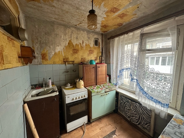 Купить трехкомнатную квартиру в Калининградской области. Вариант № 8272952, 8, площадь -  квм, цена 3050000 рублей