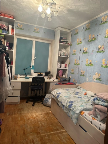 Купить трехкомнатную квартиру на улице Университетский проспект в Волгограде. Вариант № 9491576, 7, площадь -  квм, цена 3800000 рублей