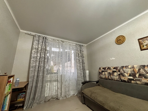 Купить однокомнатную квартиру на улице Дорошенко в Белгородской области. Вариант № 8015122, 3, площадь -  квм, цена 4190000 рублей