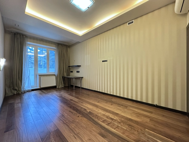 Купить многокомнатную квартиру в районе Алексеевский в Москве. Вариант № 3419119, 26, площадь -  квм, цена 31399000 рублей