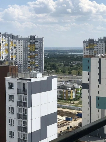 Купить однокомнатную квартиру в Ростовской области. Вариант № 10024642, 8, площадь -  квм, цена 3850000 рублей