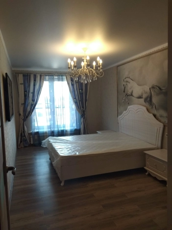 Снять квартиру на улице Гвардейская в Владимире. Вариант № 9086390, 5, площадь -  квм, цена 60000 рублей