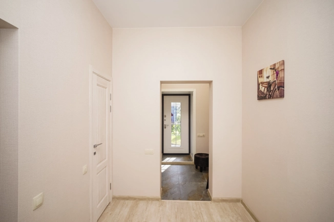 Купить дом в Микрорайоне Порт-Артур в Омске. Вариант № 3402730, 16, площадь -  квм, цена 18990000 рублей