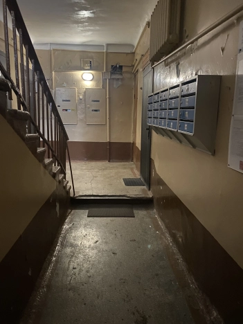 Купить трехкомнатную квартиру в Новосибирске. Вариант № 9874383, 9, площадь -  квм, цена 5900000 рублей