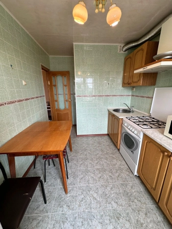 Купить квартиру на улице Стартовая в Орске. Вариант № 1906983, 5, площадь - квм, цена 4790000 рублей