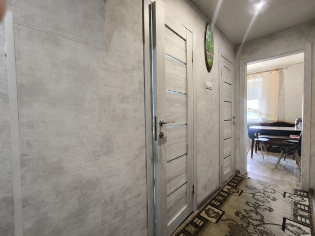 Купить трехкомнатную квартиру на улице Железнякова в Белгороде. Вариант № 8620417, 19, площадь -  квм, цена 5700000 рублей