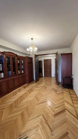 Купить квартиру в Москве. Вариант № 10389444, 2, площадь -  квм, цена 31900000 рублей