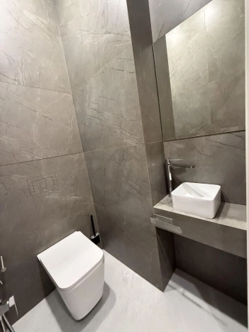 Купить квартиру в Москве. Вариант № 10009158, 5, площадь -  квм, цена 37970000 рублей