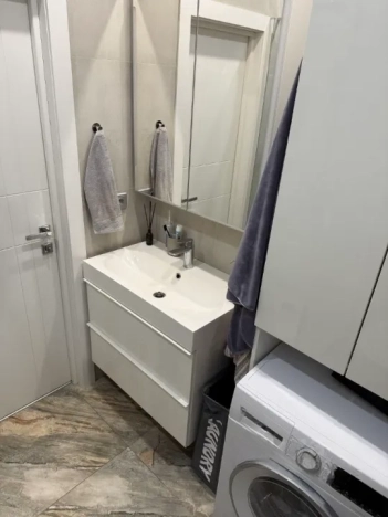 Купить квартиру в Москве. Вариант № 9975189, 18, площадь -  квм, цена 17900000 рублей