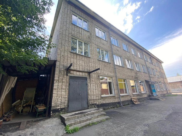 Купить коммерческую недвижимость в Бийске. Вариант № 11153, 4, площадь - квм, цена 18000000 рублей