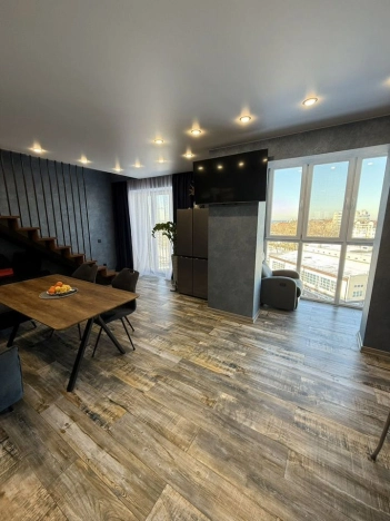 Купить трехкомнатную квартиру в Калининградской области. Вариант № 6649374, 21, площадь -  квм, цена 30000000 рублей