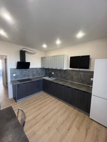 Купить однокомнатную квартиру в Краснодаре. Вариант № 9887843, 1, площадь -  квм, цена 4500000 рублей