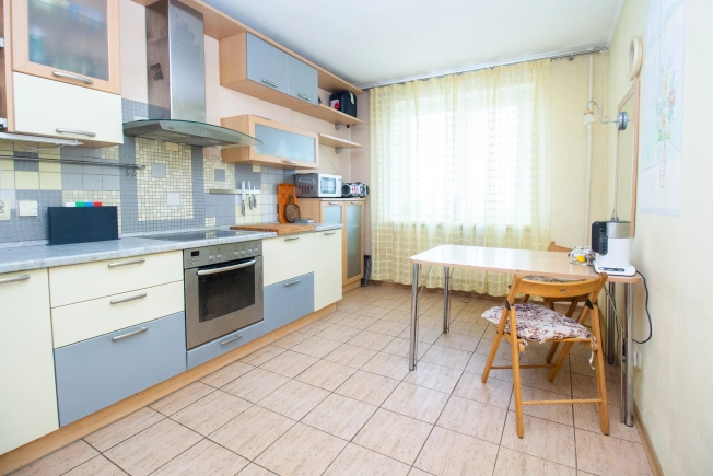 Купить трехкомнатную квартиру на вторичке в Балашихе. Вариант № 13803, 23, площадь -  квм, цена 14990000 рублей