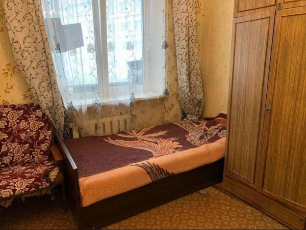 Купить трехкомнатную квартиру на улице Уютная в Калининградской области. Вариант № 6917495, 4, площадь -  квм, цена 2900000 рублей