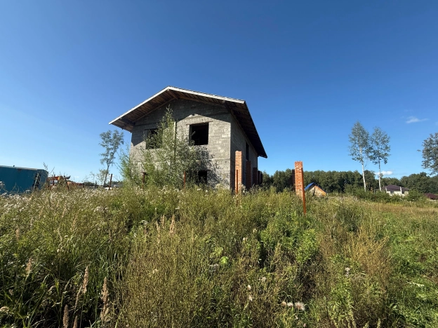 Купить дом на улице Совхозная в Тюменской области. Вариант № 2126411, 4, площадь -  квм, цена 5500000 рублей