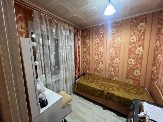 . Вариант № 28161, 6, площадь - 42.5 квм, цена 4600000 рублей