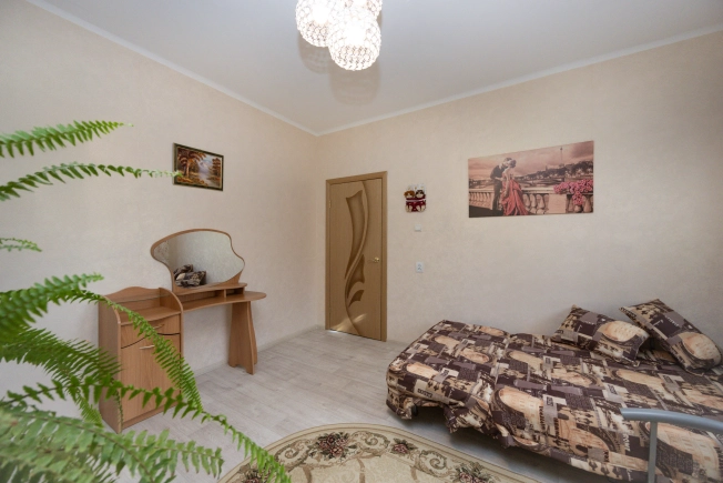 Купить двухкомнатную квартиру в Амурской области. Вариант № 5783158, 6, площадь -  квм, цена 5400000 рублей