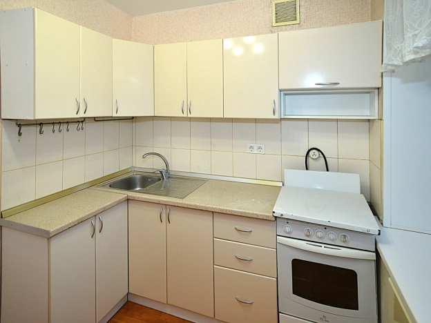 Купить двухкомнатную квартиру на улице Красный проспект в Новосибирске. Вариант № 21327, 1, площадь -  квм, цена 6200000 рублей