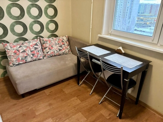 Купить квартиру в Москве. Вариант № 10429741, 14, площадь -  квм, цена 15000000 рублей