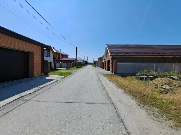 Купить дом в Новосибирске. Вариант № 2722860, 25, площадь -  квм, цена 11680000 рублей