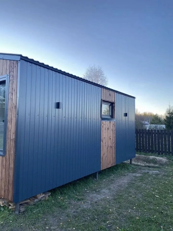 Купить дом на улице Совхозная в Тюменской области. Вариант № 8448606, 4, площадь -  квм, цена 2100000 рублей